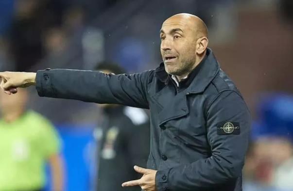 心理学:原来,真正喜欢你的男子,会比你更“缠人”|bsport必一运动(图2) bsports必一